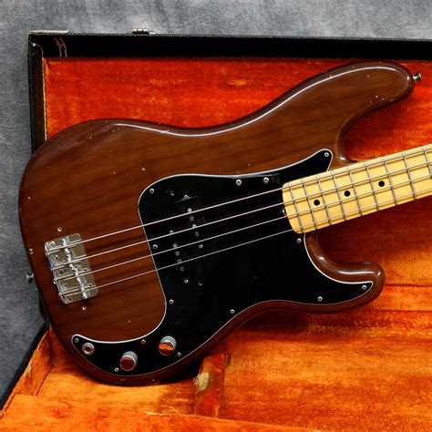 1975 fender p bass.